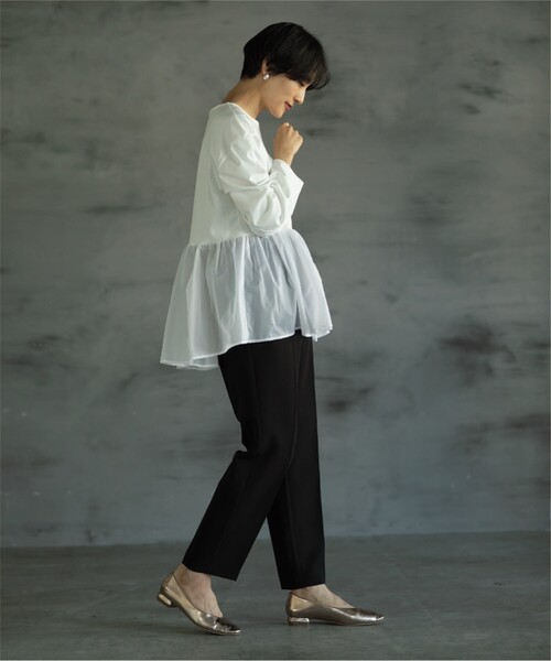 OPAQUE.CLIP（オペークドットクリップ）の「◆≪エマール検証済≫イージーテーパードパンツ/ネオサーモ【洗濯機洗い可/蓄熱素材/ストレッチ/イージーケア】（その他パンツ・レディース・ボルドー/ブラウン系その他/オフホワイト/ブラック・38/36/40/34/42）」の9枚目の写真