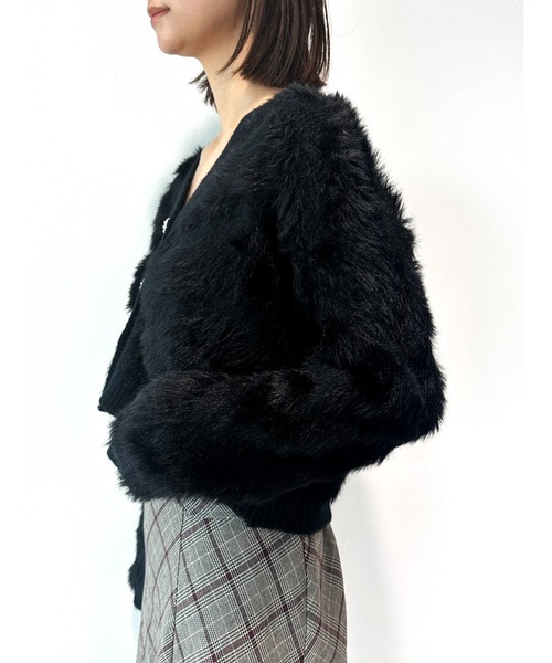 CECIL McBEE（セシルマクビー）の「ビジュー釦付きカーディガン（ニット/セーター・レディース・ピンク/ブラック/アイボリー・MEDIUM）」の8枚目の写真