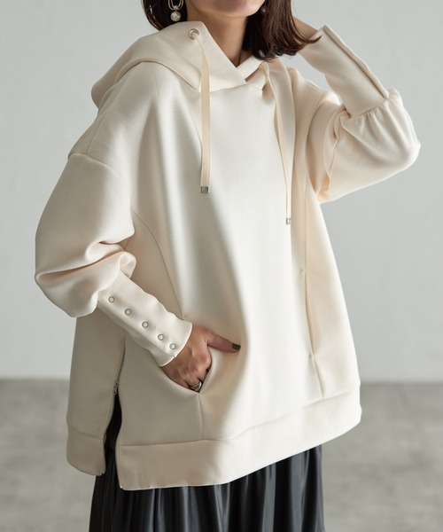 each（イーチ）の「サイドジップダンボールパーカー（パーカー・レディース・グレー/ブラック/アイボリー/グレイッシュベージュ・FREE）」の3枚目の写真