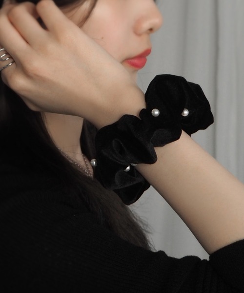 minia（ミニア）の「パールシュシュ（シュシュ・レディース・ブラック・FREE）」の6枚目の写真