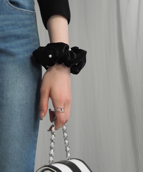 minia（ミニア）の「パールシュシュ（シュシュ・レディース・ブラック・FREE）」の7枚目の写真