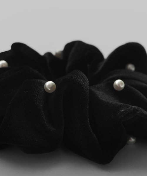 minia（ミニア）の「パールシュシュ（シュシュ・レディース・ブラック・FREE）」の2枚目の写真