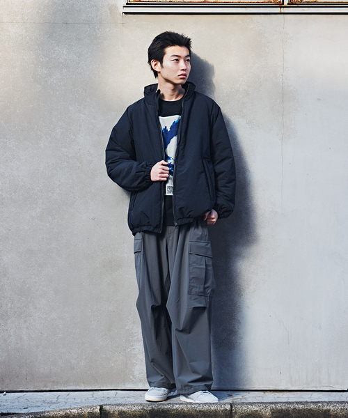 EDIFICE（エディフィス）の「ナイロントリコット HUGEASY カーゴパンツ（カーゴパンツ・メンズ・グレー/ネイビー・LARGE/MEDIUM）」の4枚目の写真