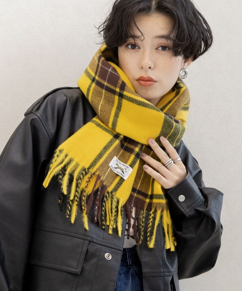PENNEYS（ぺニーズ）の「【THE FOX】ユニセックス/チェックマフラー（マフラー・メンズ・ブラック/ダークグリーン/マスタード・FREE）」の3枚目の写真