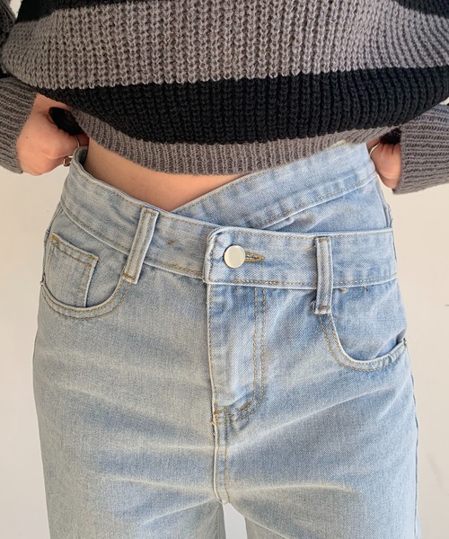 SHEPP(シープ)の「ウエストデザイン ハイウエスト ストレートデニムパンツ(デニムパンツ・レディース・ブラック/サックスブルー/ブルー・M/L/S/MEDIUM)」の14枚目の写真