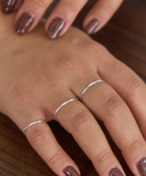 LAVEANGE(ラビアンジェ)の「ツイストスキニーシルバーリング LAVEANGE(ラビアンジェ)の「ツイストスキニーシルバーリング