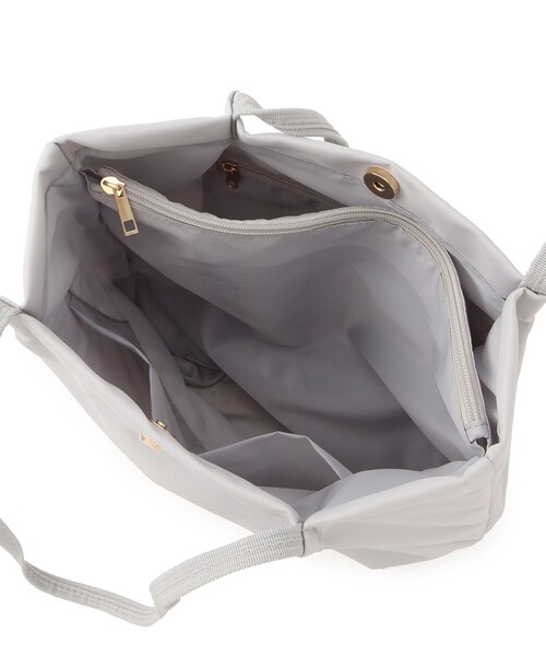 ITS'DEMO（イッツデモ）の「◆【通勤／A4対応】タックハンドル仕切り薄マチトート（トートバッグ・レディース・ライトグレー/ベージュ/ライトパープル/アイボリー/ブラック・00）」の22枚目の写真