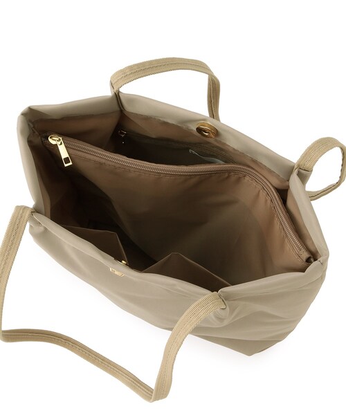 ITS'DEMO（イッツデモ）の「◆【通勤／A4対応】タックハンドル仕切り薄マチトート（トートバッグ・レディース・ライトグレー/ベージュ/ライトパープル/アイボリー/ブラック・00）」の20枚目の写真