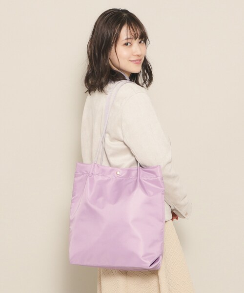ITS'DEMO（イッツデモ）の「◆【通勤／A4対応】タックハンドル仕切り薄マチトート（トートバッグ・レディース・ライトグレー/ベージュ/ライトパープル/アイボリー/ブラック・00）」の9枚目の写真