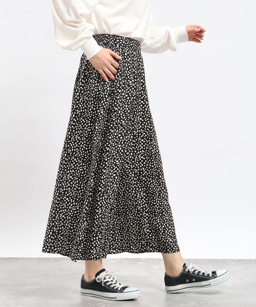 GLOBAL WORK Smile Seed Store（グローバルワーク スマイルシードストア）の「レーヨンフレアワイドパンツ/117078（その他パンツ・レディース・ダークグレー/アイボリー/ホワイト系その他7/オフホワイト/ブルー系その他7/ホワイト系その他2・SMALL/MEDIUM/LARGE/X-LARGE）」の17枚目の写真