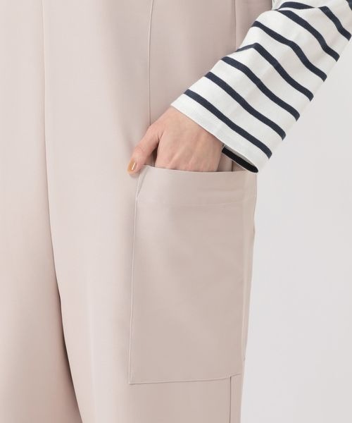 《ウタオ》Vネックオールインワン