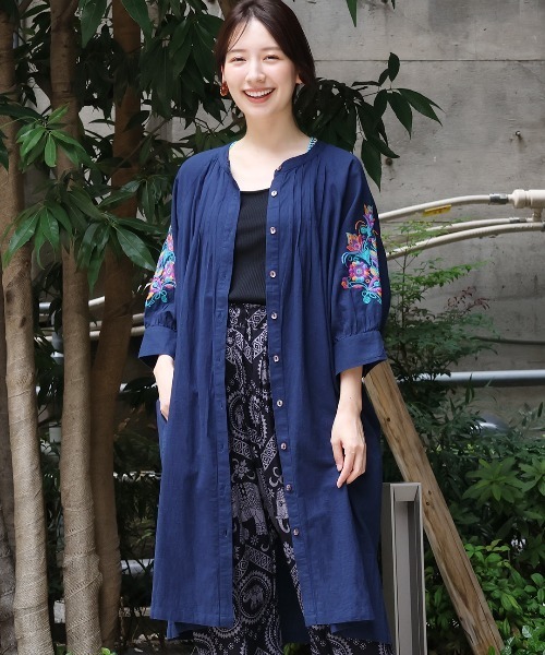 スリーブブーケ刺繍ワンピース（ワンピース）｜チチカカ（チチカカ）