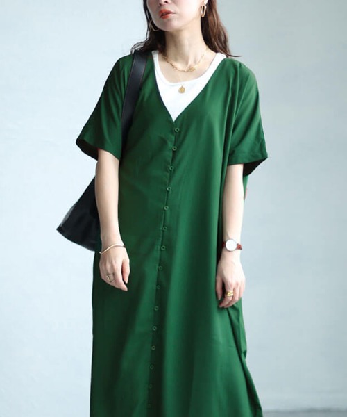 GOLDJAPAN(ゴールドジャパン)の「Vネックワイドロングワンピース【大きいサイズ対応】(ワンピース・レディース・ブラック/グリーン・LL~3L/4L~5L)」の2枚目の写真