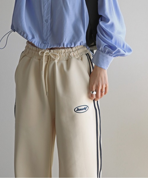 COURO（コウロ）の「サイドライントラックパンツ（その他パンツ・レディース・アイボリー/ブラック/オレンジ・S/M/L/XL）」の5枚目の写真