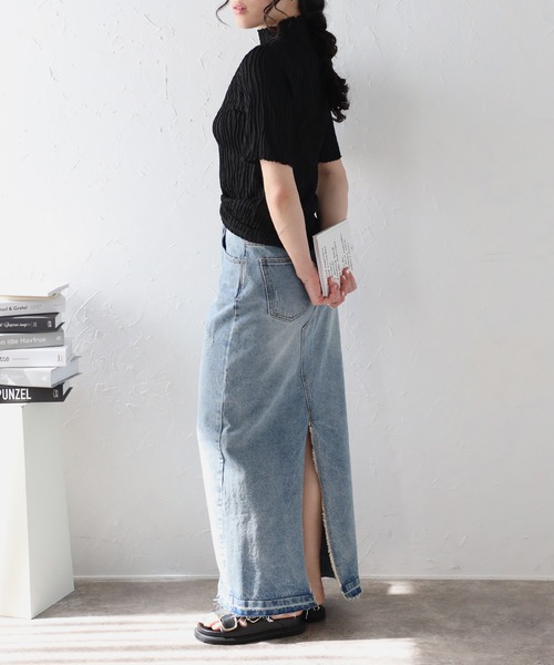 Fizz(フィズ)の「ウェーブジャガード ボトルネックTee(Tシャツ/カットソー・レディース・グレイッシュベージュ/アイボリー/ブラック/ブルー/ライム・M)」の16枚目の写真
