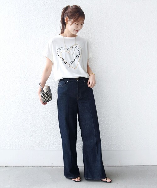 SHIPS（シップス）の「【WEB限定】〈手洗い可能〉バリエーション ロゴ 刺繍 プリントTEE（Tシャツ/カットソー・レディース・ホワイト系その他/ホワイト系/オフホワイト/チャコールグレー/ホワイト/ライトホワイト・ONE SIZE）」の11枚目の写真