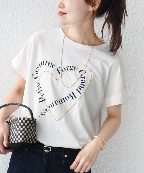 SHIPS（シップス）の「【WEB限定】〈手洗い可能〉バリエーション ロゴ 刺繍 プリントTEE（Tシャツ/カットソー・レディース・ホワイト系その他/ホワイト系/オフホワイト/チャコールグレー/ホワイト/ライトホワイト・ONE SIZE）」の13枚目の写真