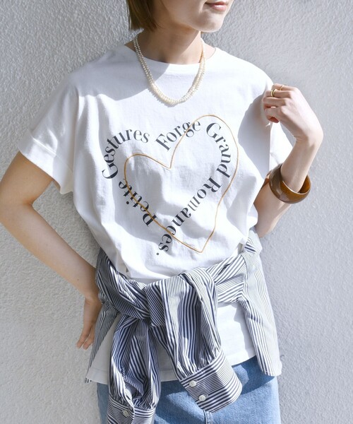 SHIPS（シップス）の「【WEB限定】〈手洗い可能〉バリエーション ロゴ 刺繍 プリントTEE（Tシャツ/カットソー・レディース・ホワイト系その他/ホワイト系/オフホワイト/チャコールグレー/ホワイト/ライトホワイト・ONE SIZE）」の18枚目の写真