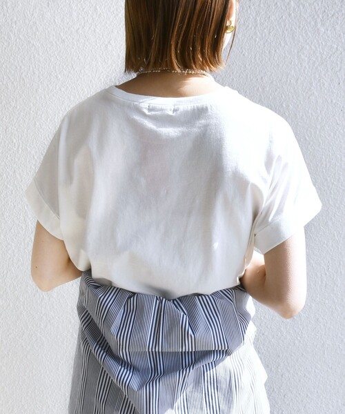 SHIPS（シップス）の「【WEB限定】〈手洗い可能〉バリエーション ロゴ 刺繍 プリントTEE（Tシャツ/カットソー・レディース・ホワイト系その他/ホワイト系/オフホワイト/チャコールグレー/ホワイト/ライトホワイト・ONE SIZE）」の20枚目の写真