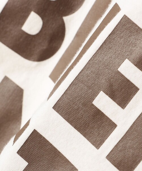 SHIPS（シップス）の「【WEB限定】〈手洗い可能〉バリエーション ロゴ 刺繍 プリントTEE（Tシャツ/カットソー・レディース・ホワイト系その他/ホワイト系/オフホワイト/チャコールグレー/ホワイト/ライトホワイト・ONE SIZE）」の11枚目の写真