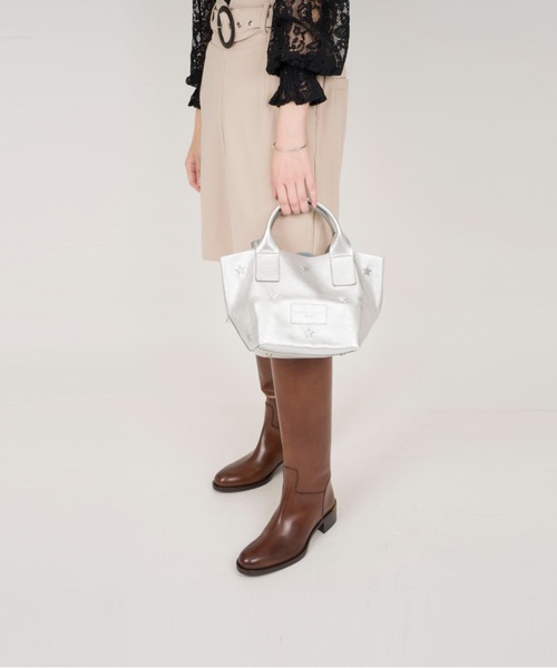 NUR（ヌール）の「【NUR/ヌール】星柄刺繍　ミニ　レザー　トートバッグ　VIOLA MINI（トートバッグ・レディース・ネイビー/ゴールド/ブラック/シルバー/ベージュ/ナチュラル/ライトグリーン/モカ・FREE）」の21枚目の写真