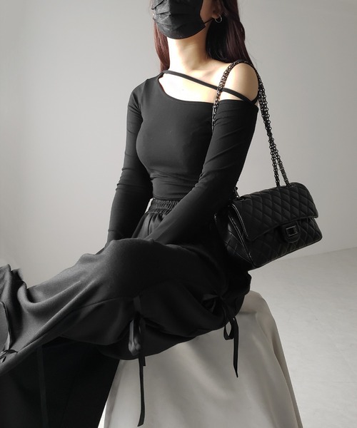 me+em select（ミームセレクト）の「【 ３color 】ストラップワンショルダーショートカットソートップス ／ strap one shoulder short cutsew tops（Tシャツ/カットソー・レディース・ホワイト/ブラック/グレー・FREE）」の12枚目の写真