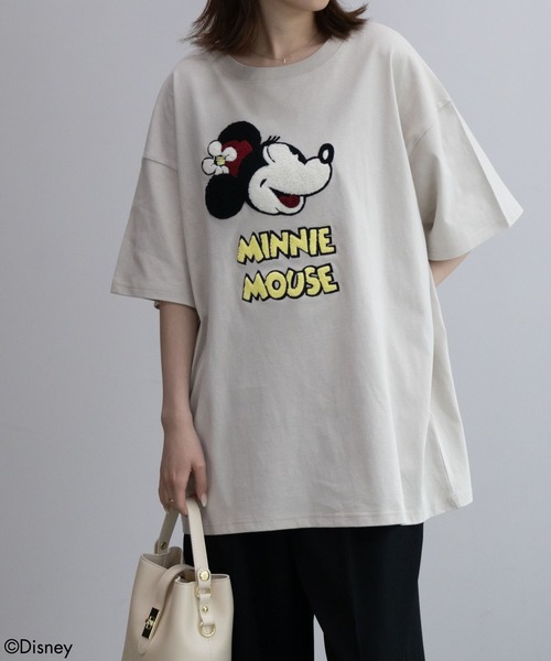 Disney（ディズニー）の「Disney サガラ刺繍Ｔシャツ 綿100%（Tシャツ/カットソー・レディース・ベージュ系1/チャコールグレー/ベージュ系/ベージュ・フリー）」の3枚目の写真