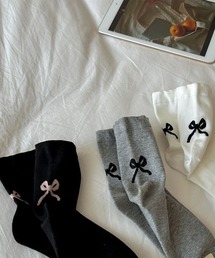 LYEON（リヨン）の「バックリボンソックス（ソックス/靴下）」