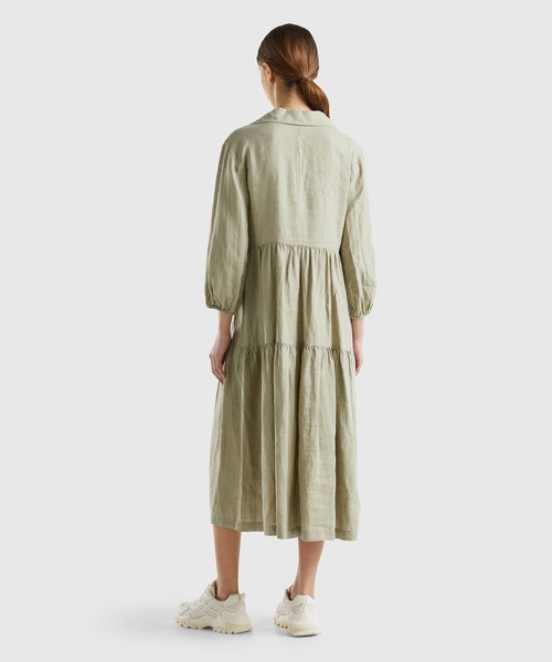 BENETTON (UNITED COLORS OF BENETTON)（ベネトンユナイテッドカラーズオブベネトン）の「リネン100％襟付き長袖ティアードロングワンピース（ワンピース・レディース・ピンクベージュ/カーキ/ブラック/ライトベージュ・X-SMALL/MEDIUM/SMALL/XX-SMALL）」の10枚目の写真
