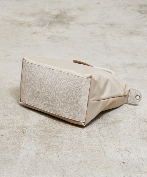 favori（ファヴォリ）の「EM:favori モロニ　2WAYトート　ファスナー＋フラップトート　海外旅行バッグ　スリ対策バッグ　 スリ防止バッグ（トートバッグ・レディース・レオパード/ベージュ/ブラック/カーキ・FREE）」の12枚目の写真