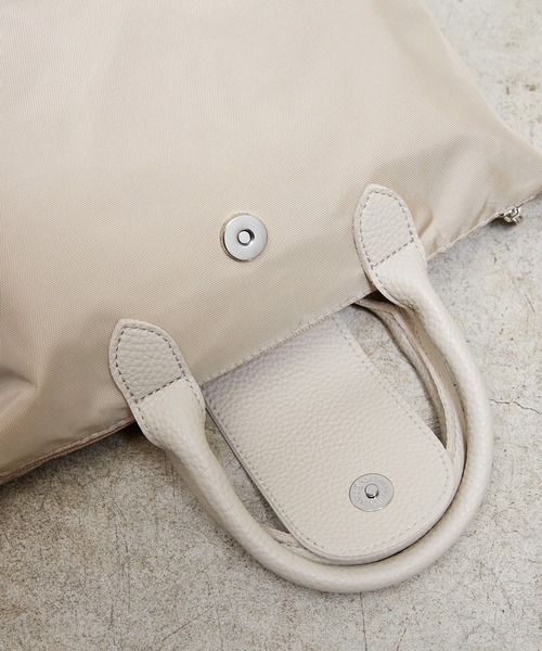 favori（ファヴォリ）の「EM:favori モロニ　2WAYトート　ファスナー＋フラップトート　海外旅行バッグ　スリ対策バッグ　 スリ防止バッグ（トートバッグ・レディース・レオパード/ベージュ/ブラック/カーキ・FREE）」の14枚目の写真