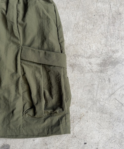 COMMON WARE(コモンウェアー)の「COMMONWARE:ナイロンワッシャー カーゴショーツ(カーゴパンツ・メンズ・ブラック/カーキ/ベージュ・XL/L/M)」の19枚目の写真