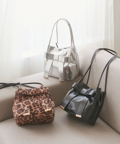 VIS（ビス）の「リボンミニトートバック（ショルダーバッグ・レディース・ブラック/その他/シルバー・FREE）」の4枚目の写真