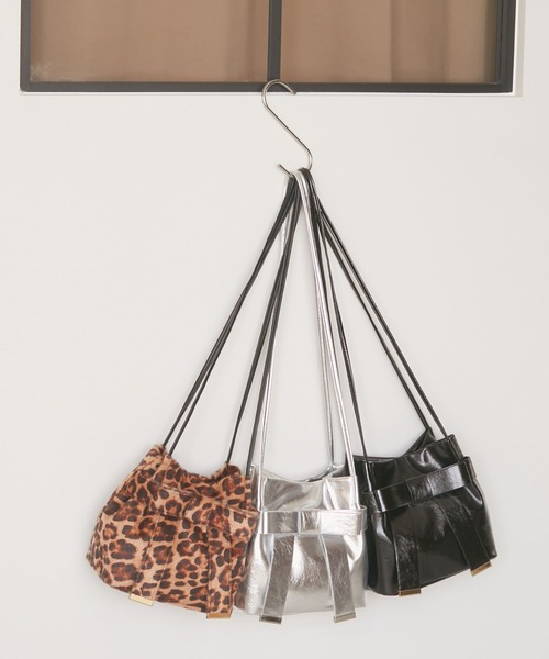 VIS（ビス）の「リボンミニトートバック（ショルダーバッグ・レディース・ブラック/その他/シルバー・FREE）」の5枚目の写真