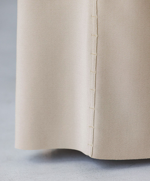 Noble（ノーブル）の「ニットジョーゼットニュアンスネックワンピース（ワンピース・レディース・ブラック/ベージュ・FREE）」の9枚目の写真