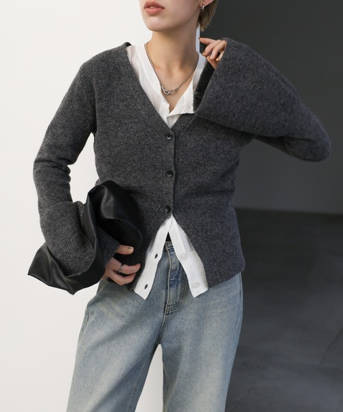 select MOCA（セレクトモカ）の「ベルスリーブVネックニットカーディガン（カーディガン/ボレロ・レディース・チャコール/オートミール/ブラック・FREE）」の16枚目の写真