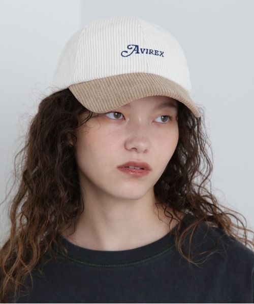 AVIREX（アヴィレックス）の「【直営店限定】CORDUROY LOGO CAP/コーデュロイロゴキャップ（キャップ・レディース・ブルー/オフホワイト/チャコールグレー・F）」の2枚目の写真