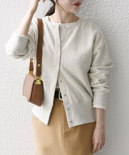 SHIPS any(シップス エニィ)の「【WEB限定】SHIPS any: USA コットン 裏起毛 コンパクト スナップ カーディガン(カーディガン/ボレロ・レディース・キャメル/ライトグレー/ワイン/ブラック/ナチュラル/レッド/ブラウン・ONE SIZE)」の18枚目の写真