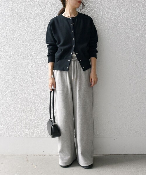 SHIPS any(シップス エニィ)の「【WEB限定】SHIPS any: USA コットン 裏起毛 コンパクト スナップ カーディガン(カーディガン/ボレロ・レディース・キャメル/ライトグレー/ワイン/ブラック/ナチュラル/レッド/ブラウン・ONE SIZE)」の10枚目の写真