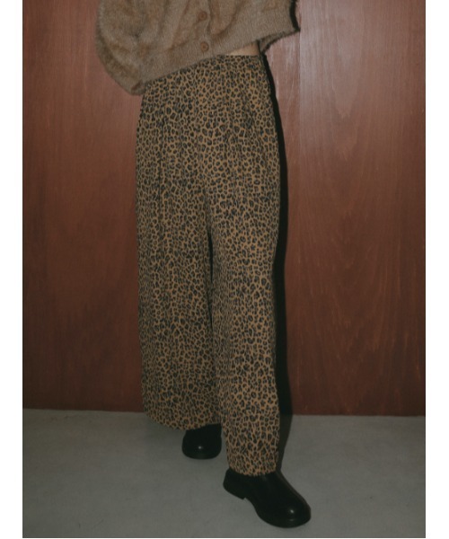 AMAIL（アマイル）の「Jaefun easy pants（その他パンツ・レディース・ブラック/レオパード/レッド・M/S）」の22枚目の写真