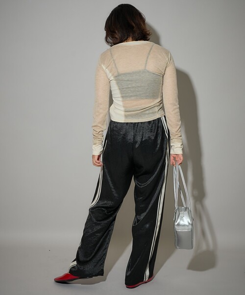 PUBLUX(パブリュクス)の「PUBLUX/パブリュクス ライン入サテンパンツ 限定展開(その他パンツ・レディース・グレー/ブラック/ピンク・フリ-)」の19枚目の写真