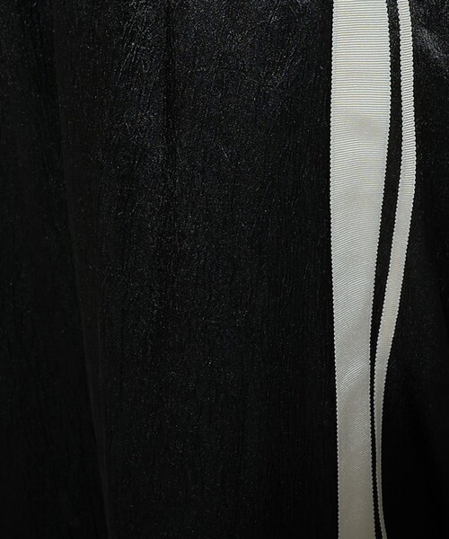 PUBLUX(パブリュクス)の「PUBLUX/パブリュクス ライン入サテンパンツ 限定展開(その他パンツ・レディース・グレー/ブラック/ピンク・フリ-)」の20枚目の写真