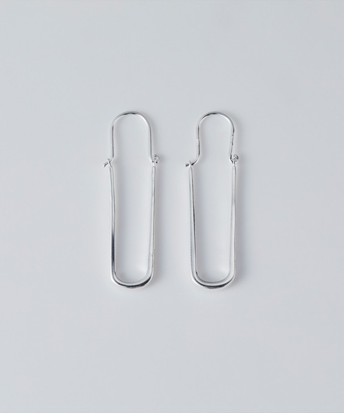 YArKA（ヤーカ）の「【YArKA/ヤーカ】rectangle without corners earing(pierce)[twrp4] /  丸み長方形ピアス（ピアス（両耳用）・メンズ・ゴールド・FREE）」の3枚目の写真