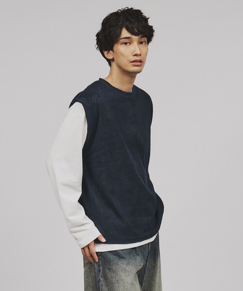 tk.TAKEO KIKUCHI(ティーケータケオキクチ)の「◆【2点セット】モールベスト&カットソー(ベスト・メンズ・チャコールグレー/サンドベージュ/ネイビー・04/03/02)」の3枚目の写真