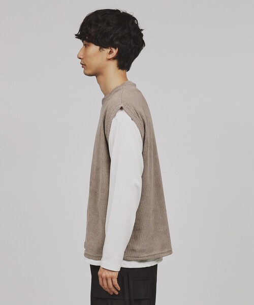 tk.TAKEO KIKUCHI(ティーケータケオキクチ)の「◆【2点セット】モールベスト&カットソー(ベスト・メンズ・チャコールグレー/サンドベージュ/ネイビー・04/03/02)」の5枚目の写真