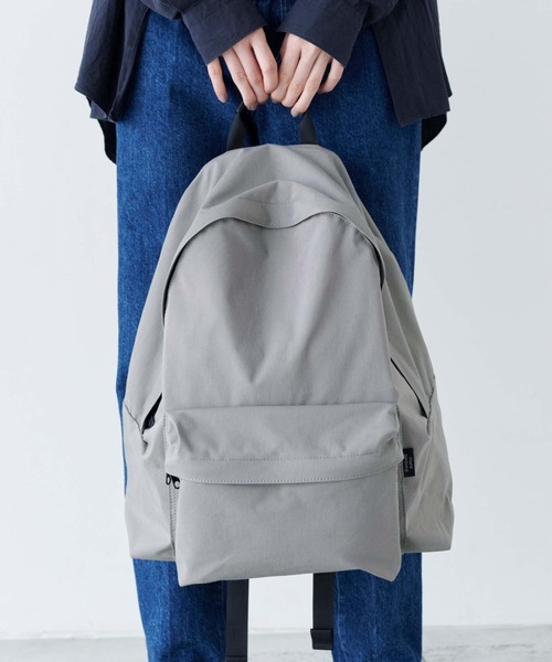 STANDARD SUPPLY(スタンダードサプライ)の「スタンダードサプライ / SIMPLICITY LAMB シンプリシティラム / DAYPACK L デイパックエル(バックパック/リュック・メンズ・チャコールグレー/グレー/レッド/ダークネイビー/ブラック/モカ/グリーン・FREE)」の4枚目の写真