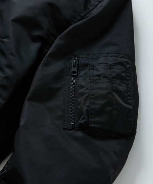 FREAK'S STORE（フリークスストア）の「限定展開 MR HEARTS/ミスターハーツ MR HEARTS/ミスターハーツ SHORT LENGTH MA-1（MA-1・メンズ・ブラック/オリーブ・SMALL/MEDIUM/LARGE）」の4枚目の写真