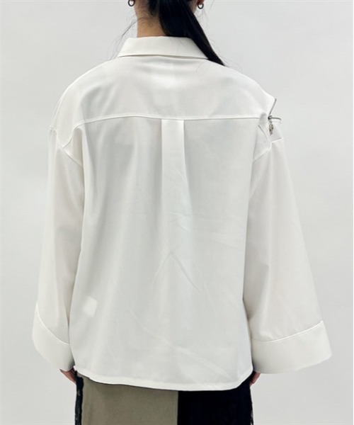 axes femme(アクシーズファム)の「ショルダージップビッグシャツ(シャツ/ブラウス・レディース・ワイン/ブラック/ホワイト・FREE)」の5枚目の写真