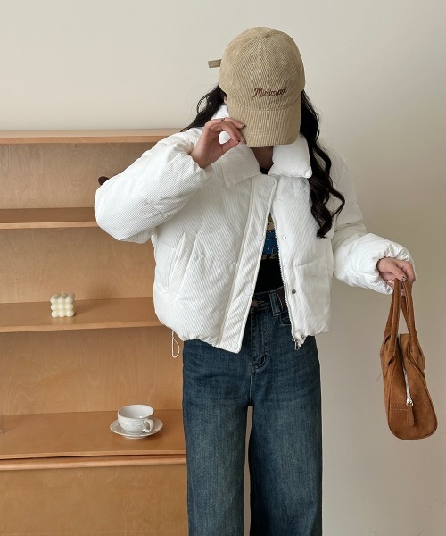 by muni:r（バイ ムニール）の「コーデュロイボタンダウンジャケット（ダウンジャケット/コート・レディース・ブラック/クリーム/ホワイト・FREE）」の5枚目の写真
