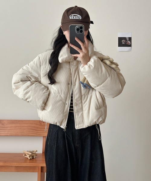 by muni:r（バイ ムニール）の「コーデュロイボタンダウンジャケット（ダウンジャケット/コート・レディース・ブラック/クリーム/ホワイト・FREE）」の19枚目の写真